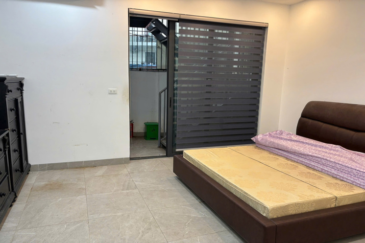SIÊU HIẾM - XUÂN LA - PHÂN LÔ - THANG MÁY -  THOÁNG TRƯỚC SAU - GARA - Ô TÔ TRÁNH - KINH DOANH VĂN