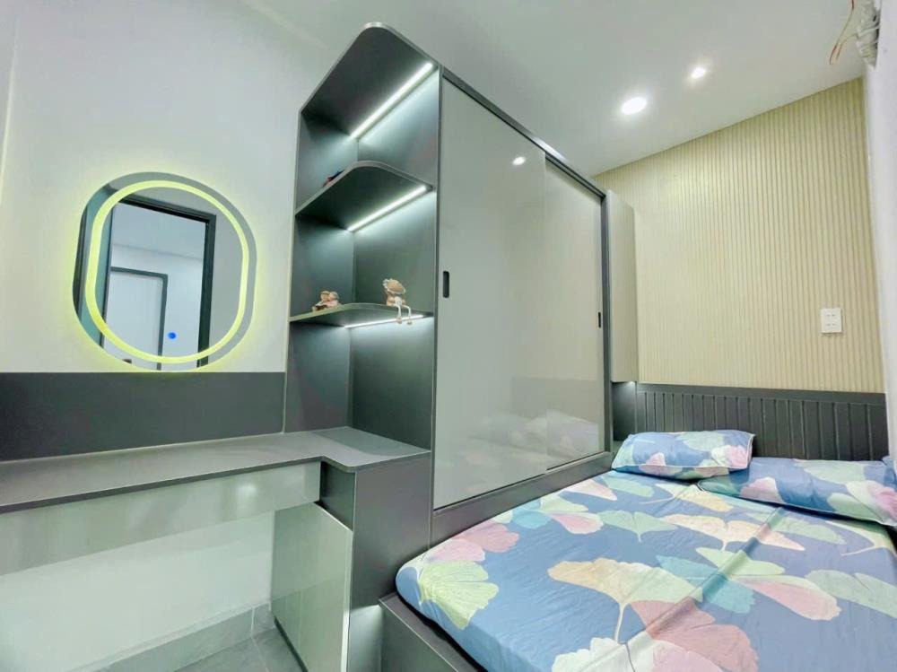 Bán Nhà Đường Cô Giang, Phú Nhuận - 30m2, 2 Tầng, 3 Phòng Ngủ - Giá 4.95 Tỷ