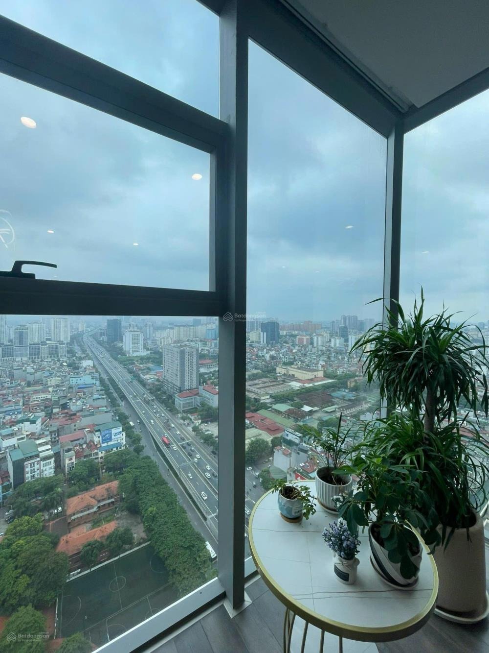 Bán Căn Góc 3PN The Nine Phạm Văn Đồng - View Hồ Tây - 12.5 tỷ