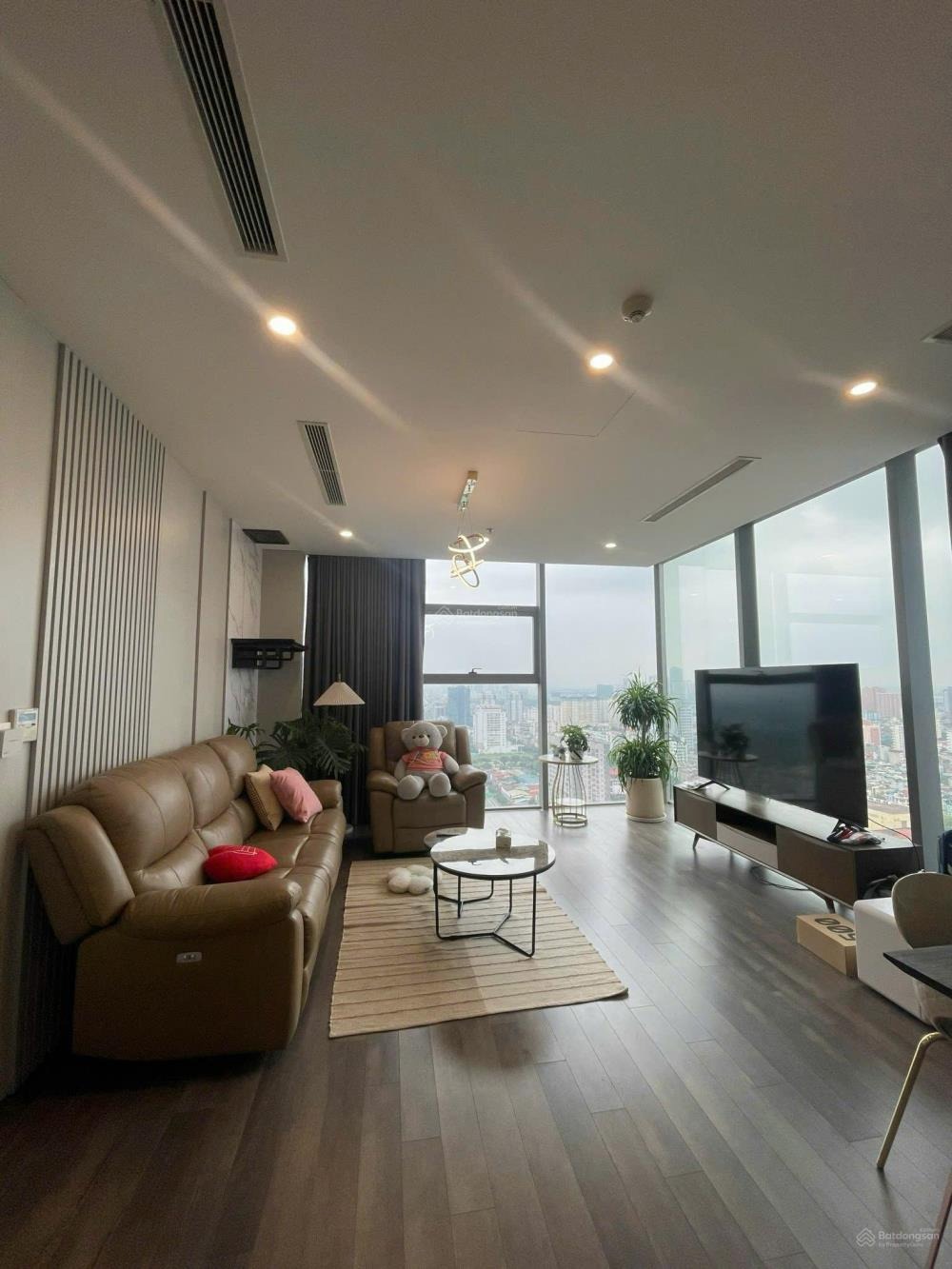 Bán Căn Góc 3PN The Nine Phạm Văn Đồng - View Hồ Tây - 12.5 tỷ