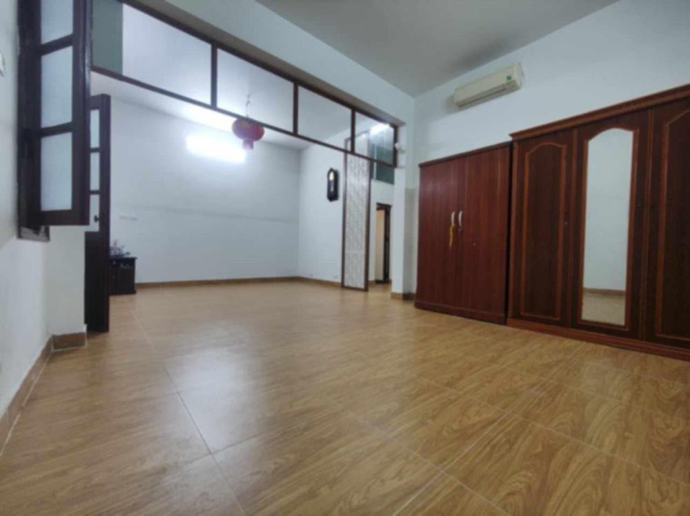 Cho Thuê Căn Hộ Tập Thể 7.2 Ha Vĩnh Phúc, Ba Đình - Nội Thất Đầy Đủ, Giá Tốt