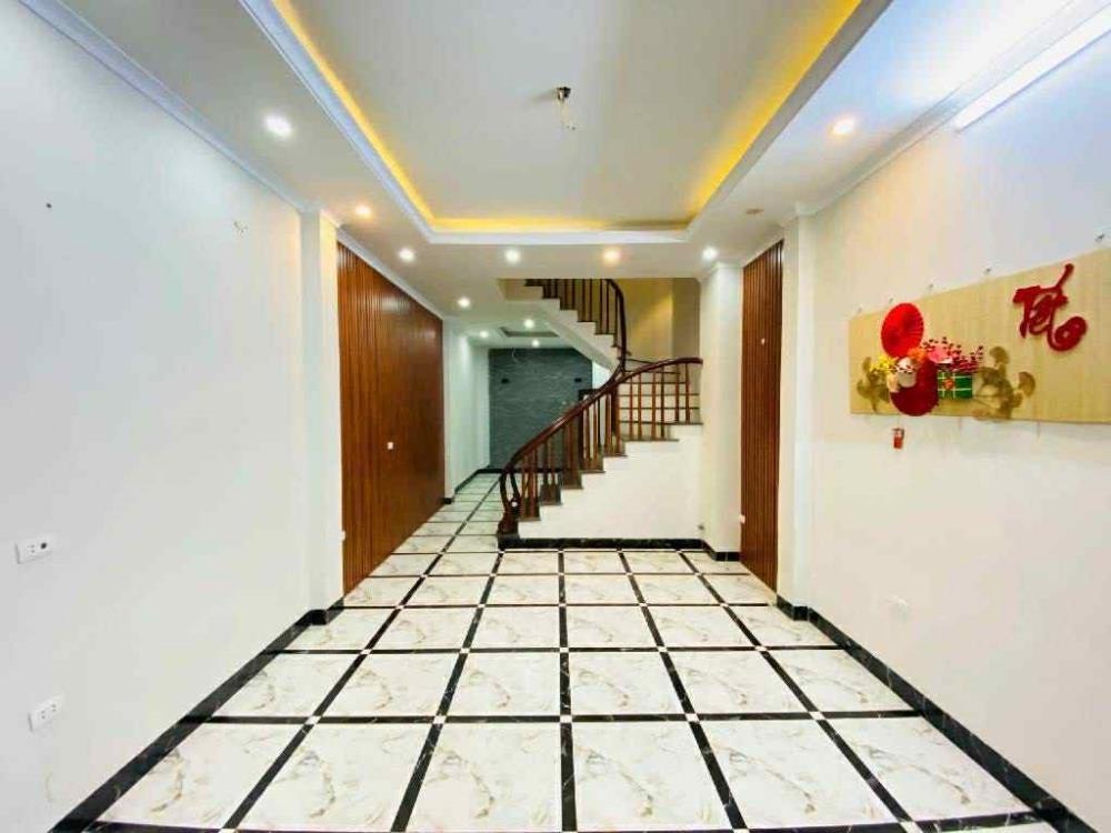 Nhà Phố Nguyễn Đức Cảnh 68m2, 3 Tầng, Kinh Doanh, Giá 11 Tỷ