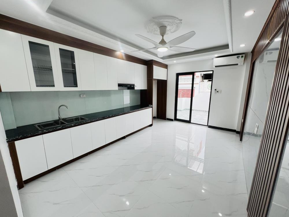 Bán nhà phân lô vỉa hè Ba Đình - 6 Tầng Thang Máy - Kinh Doanh Vàng