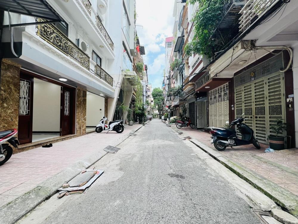 Bán nhà phân lô vỉa hè Ba Đình - 6 Tầng Thang Máy - Kinh Doanh Vàng