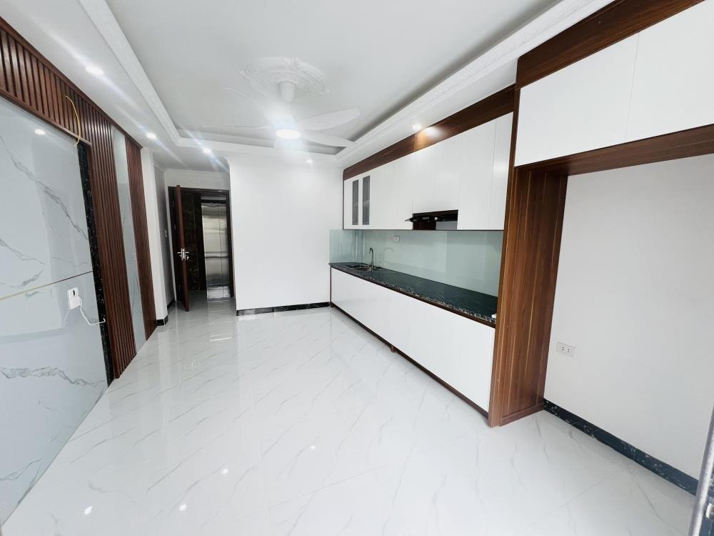 Bán nhà phân lô vỉa hè Ba Đình - 6 Tầng Thang Máy - Kinh Doanh Vàng