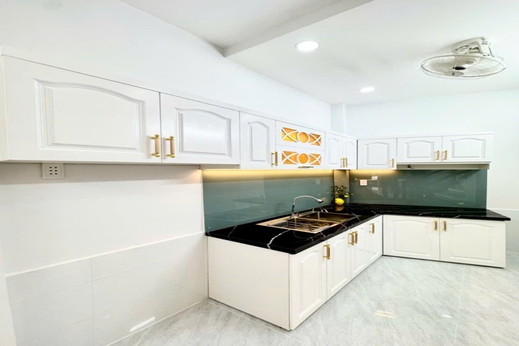 NHÀ 2 TẦNG, FULL NỘI THẤT MỚI, BAN CÔNG THOÁNG - HUỲNH TẤN PHÁT - NHÀ BÈ - NHỈNH 1 TỶ