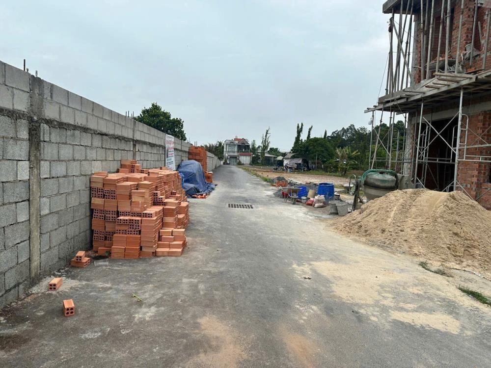Bán Gấp Đất Củ Chi 210m2 Full Thổ Cư Giá 450 Triệu - Ngân Hàng Hỗ Trợ
