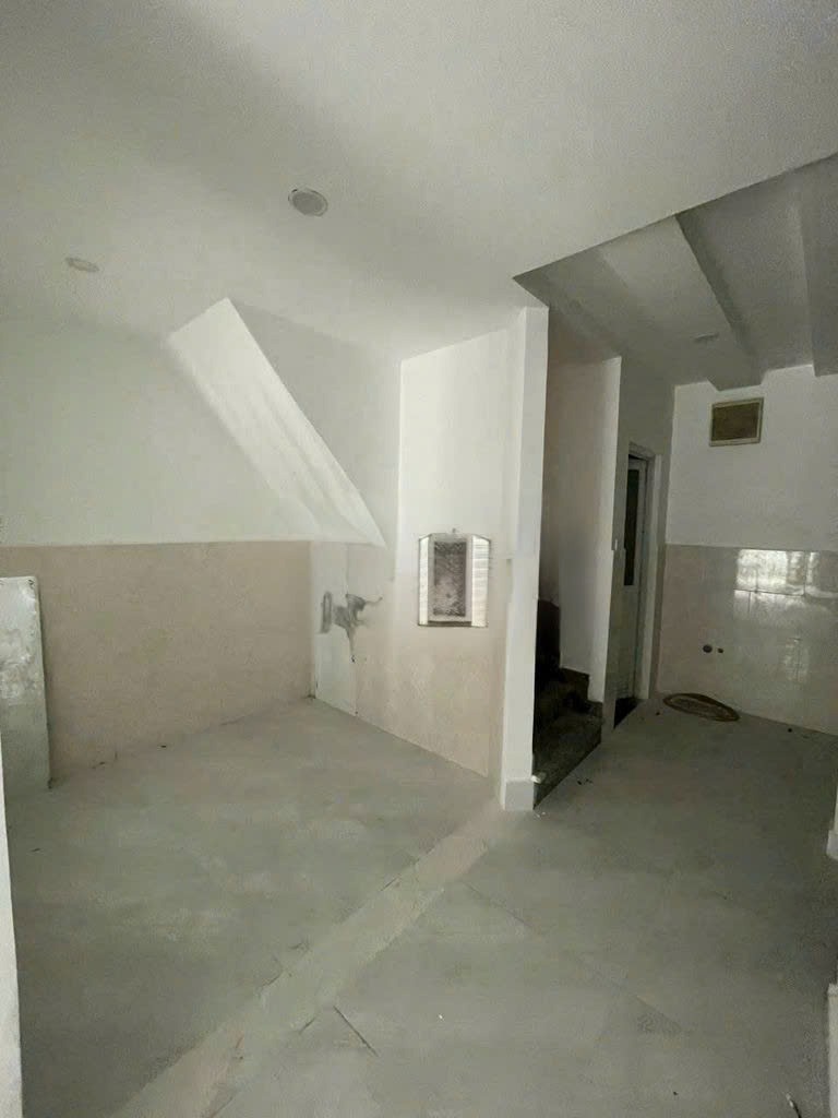 Cho Thuê Nhà Nguyên Căn Quận 7 - Huỳnh Tấn Phát - Giá 12 Triệu