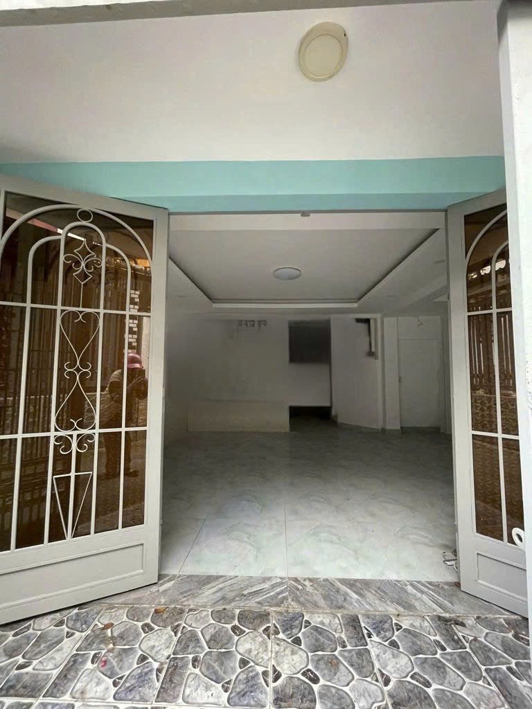 Cho Thuê Nhà Nguyên Căn Quận 7 - Huỳnh Tấn Phát - Giá 12 Triệu