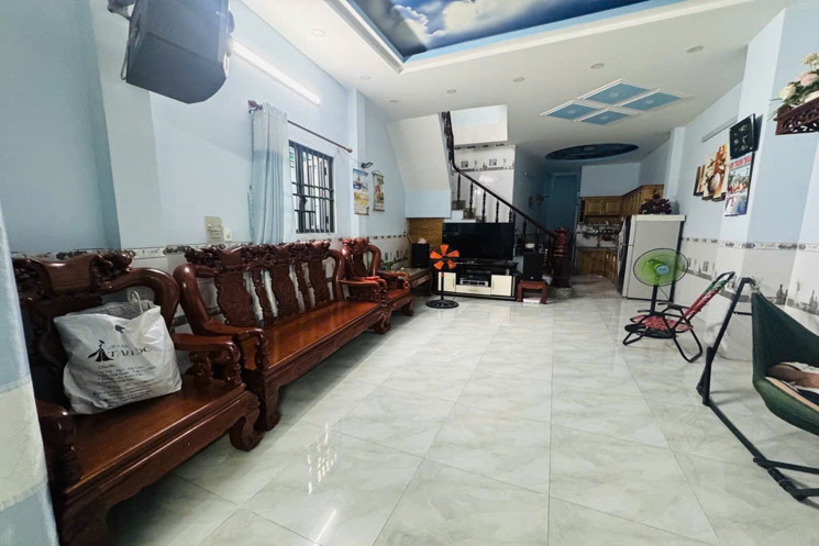 Bán nhà trong ngõ Vườn Lài, sổ đỏ chính chủ, nhỉnh 6 tỷ - mới tháng 8, 2025