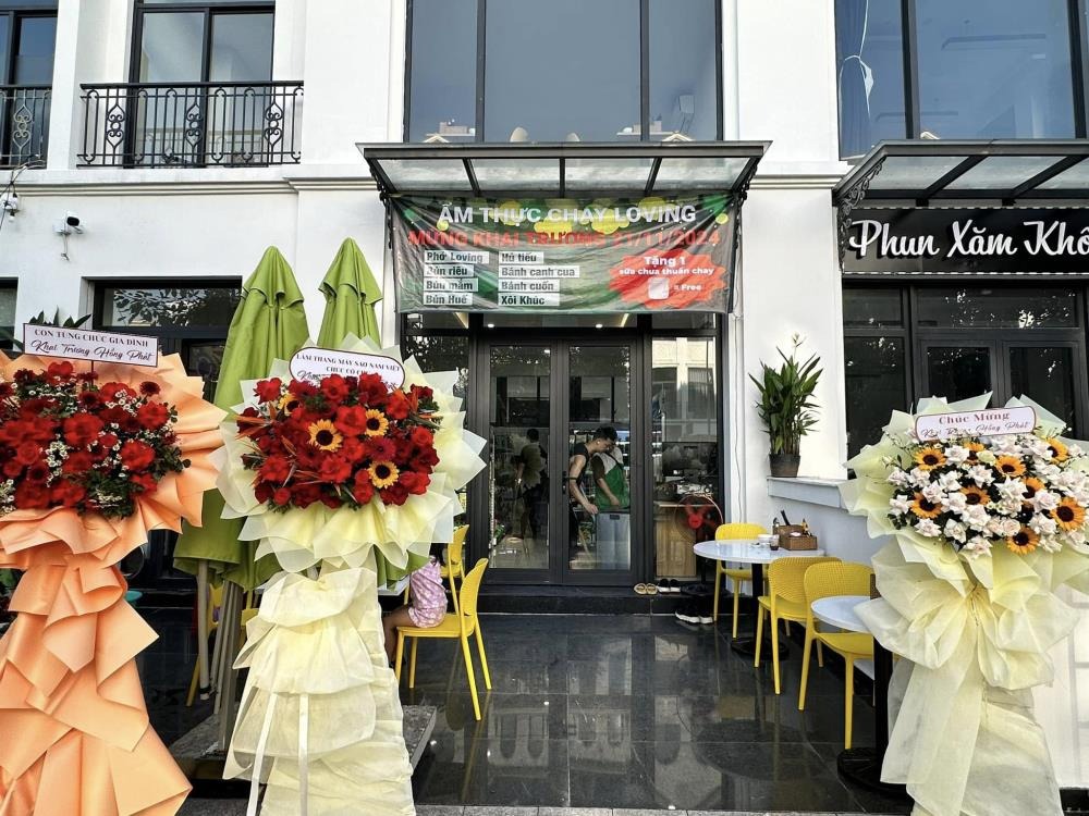 Cho Thuê Nhà Phố Vincom Grand Park - D2A - Vị Trí Đẹp, Kinh Doanh Sầm Uất