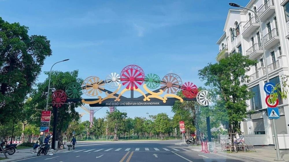 Cho Thuê Nhà Phố Vincom Grand Park - D2A - Vị Trí Đẹp, Kinh Doanh Sầm Uất