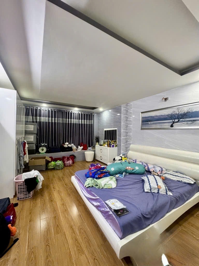 Bán nhà đẹp 4 tầng, 55m2, Quận 10 - 8.3 tỷ - Vị trí đắc địa, pháp lý chuẩn