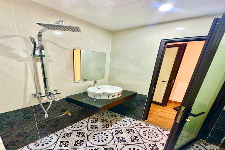 ✅NHÀ TẢ THANH OAI - THANH TRÌ - XÂY MỚI 5 TẦNG - NỘI THẤT ĐẸP TẶNG LẠI KHÁCH IU- Ô TÔ ĐỖ CỔNG giá
