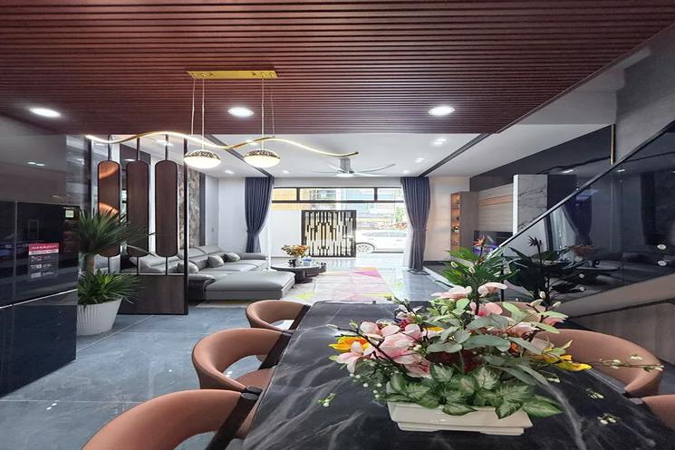 NHÀ 3 TẦNG MỚI XÂY GẦN BIỂN – CHỈ 60m ĐẾN TRƯỜNG LƯƠNG THÊ VINH HOÀ MÌNH LIÊN CHIỂU