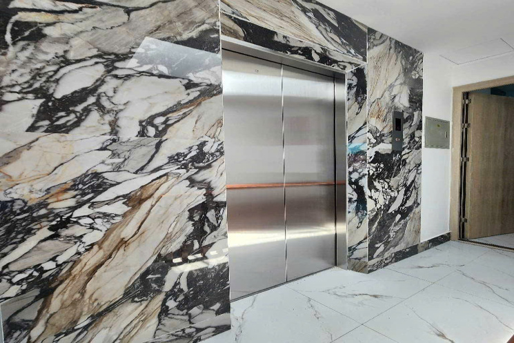 bán CHDV rẻ nhất xuân la- ngõ 38 ĐẠI HỌC NỘI VỤ 52M 7 TẦNG ,THANG MÁY.KHU VỰC CHO THUÊ LUÔN FULL