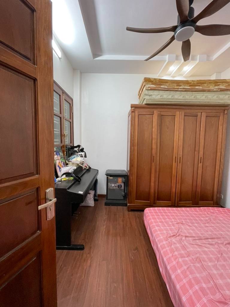 Bán nhà Đại Từ, Hà Nội - 36m2, 5 tầng, Giá 7.95 tỷ - Vị trí đẹp, Tiện ích đầy đủ
