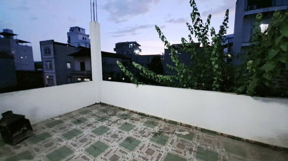 💥 Nhà mặt tiền 8m, 65m2 tặng nhà dân - Ô tô vào - Đầu tư sát mặt đường 17m