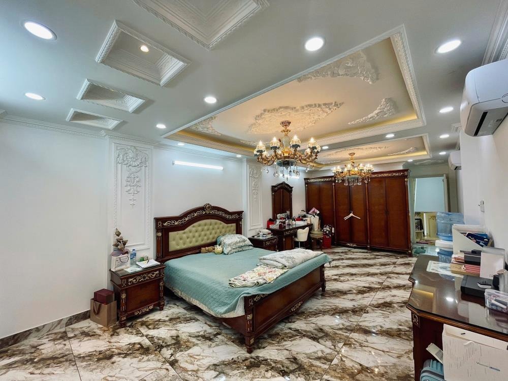 Bán nhà mặt tiền 3 Tháng 2, Quận 10: Kinh doanh sầm uất, Dòng tiền ổn định