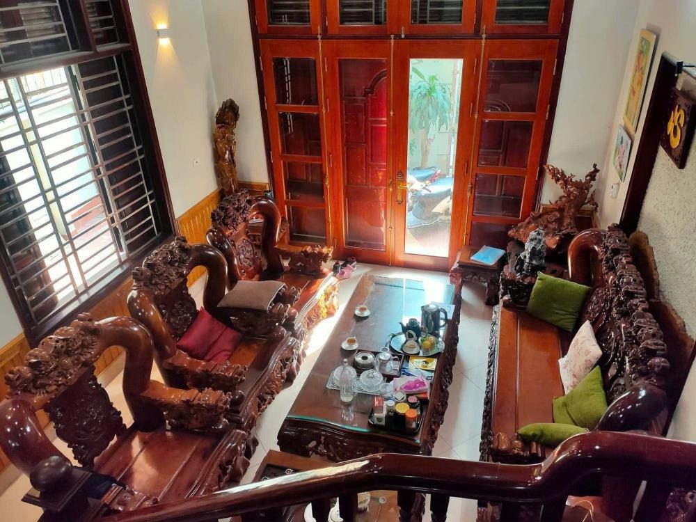 Bán Nhà Kim Giang - 120m2, 3 Tầng, MT 8.4m, Ô Tô Đỗ, 24 Tỷ