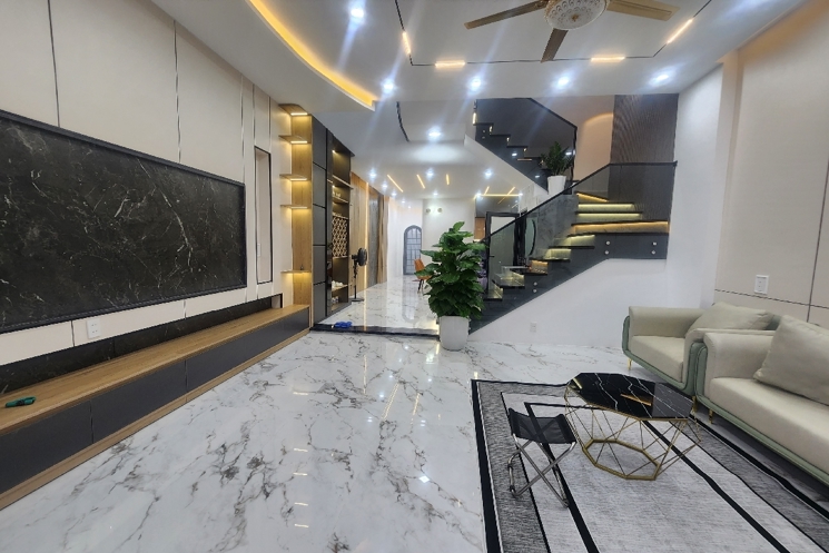 NHÀ ĐẸP HÒA XUÂN – 3 TẦNG FULL NỘI THẤT – CHỈ 5.4 TỶ – XÁCH VALI VÀO Ở NGAY!