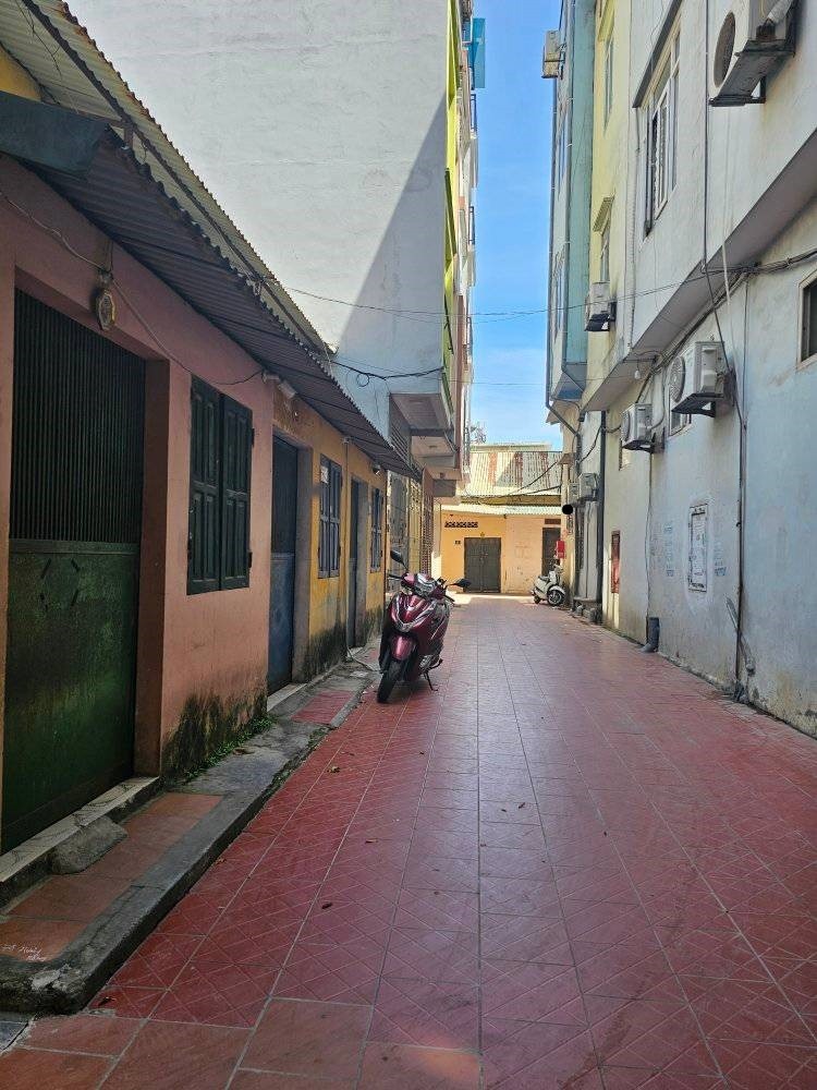 Phúc Diễn: Cặp Lô 35m² Mặt Tiền, Phân Lô, Ô Tô Chạy Vòng - Giá 5.86 tỷ/lô