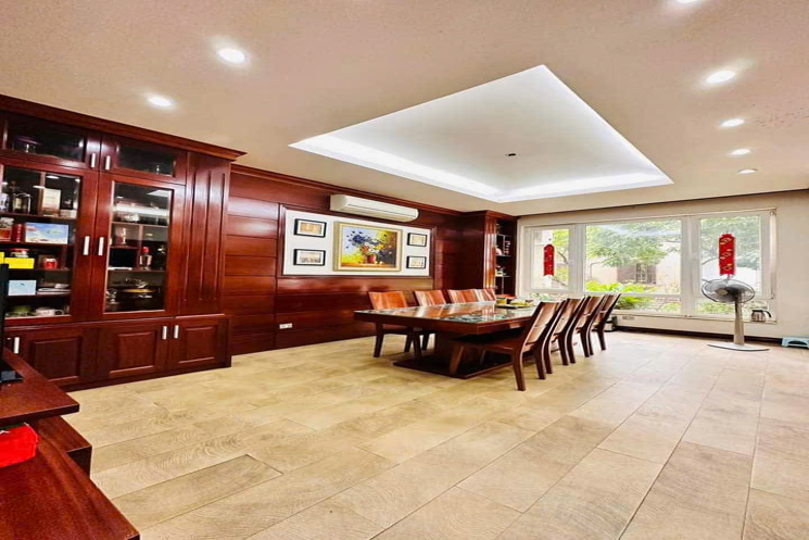 Bán Biệt thự Tây Mỗ 201m2 - 4 tầng, vị trí đẹp Kinh doanh, giá 32.5 tỷ