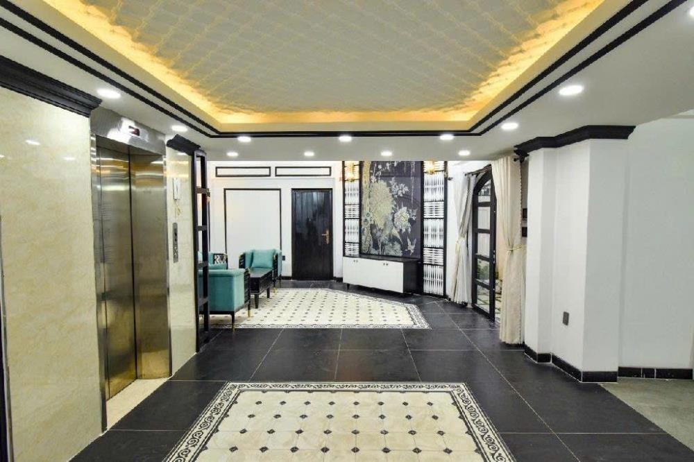 Biệt Thự Lô Góc Gò Vấp - 5 Tầng, Thang Máy, 90m² - Giá Tốt