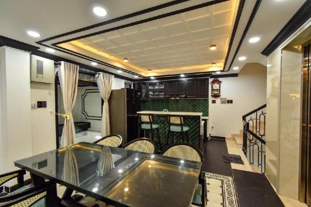 Biệt Thự Lô Góc Gò Vấp - 5 Tầng, Thang Máy, 90m² - Giá Tốt