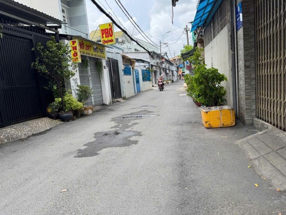 Bán Đất Tặng Dãy Trọ 5 Phòng, DT 72m2 - Vị Trí Đắc Địa, Gần EMart