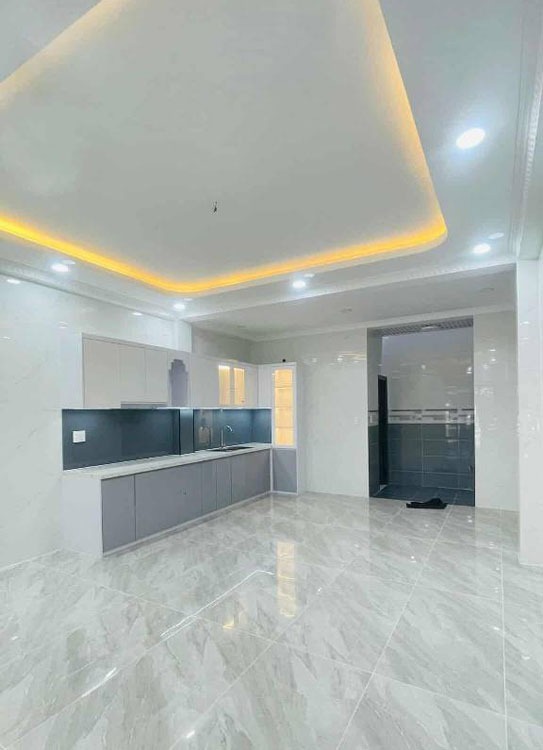Nhà đẹp 4 tầng, hẻm xe tải, Lạc Long Quân - Giá 14.9 tỷ TL