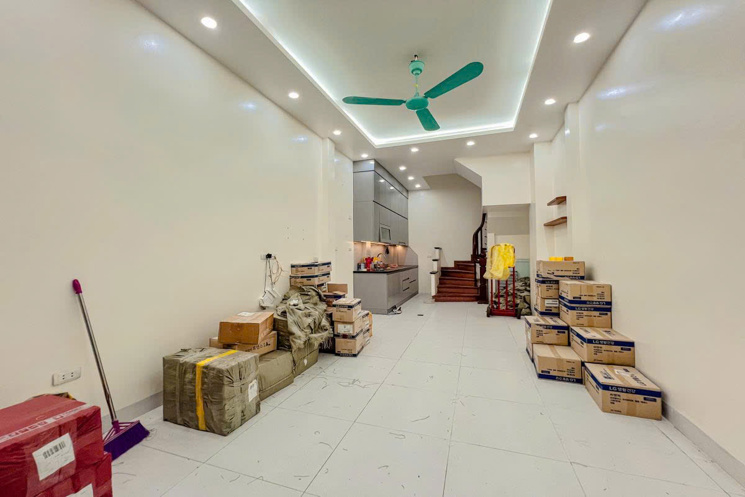 Bán nhà Lê Trọng Tấn 34m,ngõ ô tô, hơn 12 tỷ
