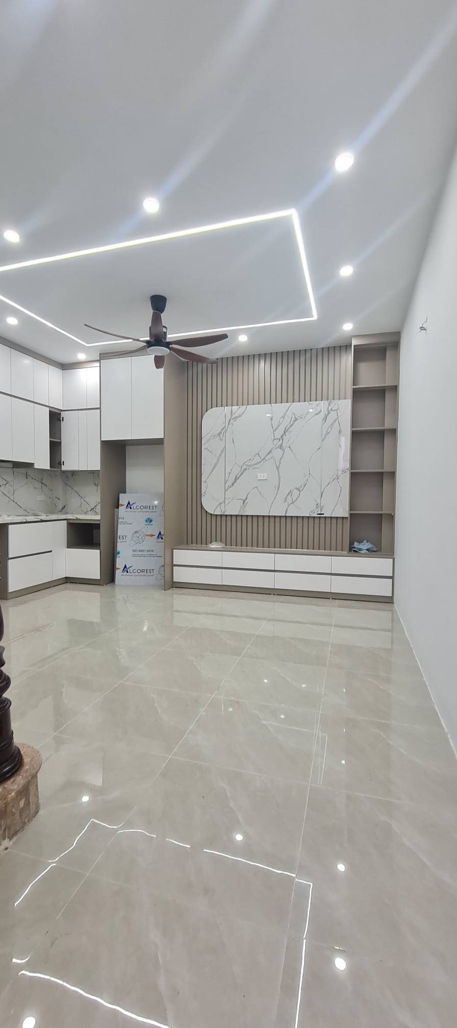 Nhà Đẹp Trung Tâm - Đống Đa - 6.85 tỷ - Pháp Lý Sổ Đỏ