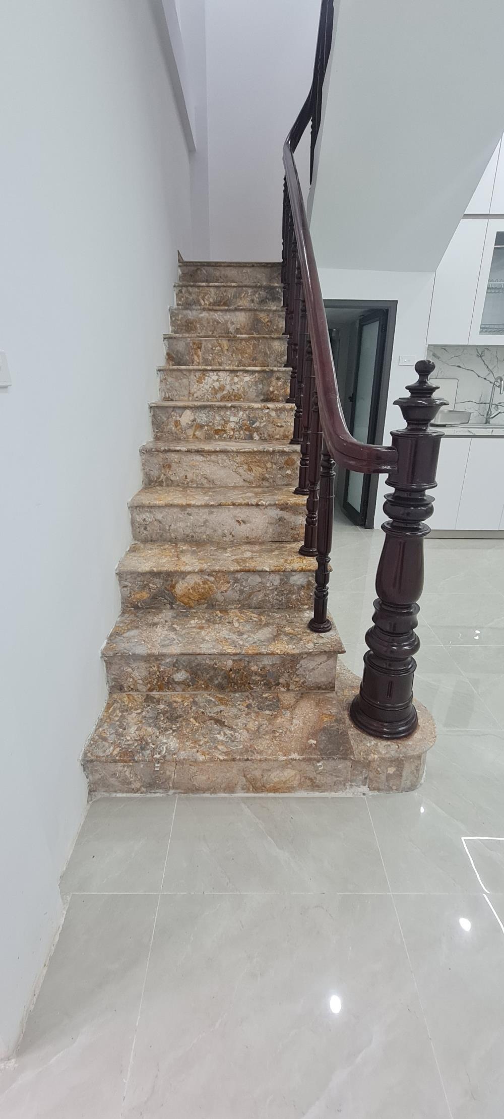 Nhà Đẹp Trung Tâm - Đống Đa - 6.85 tỷ - Pháp Lý Sổ Đỏ
