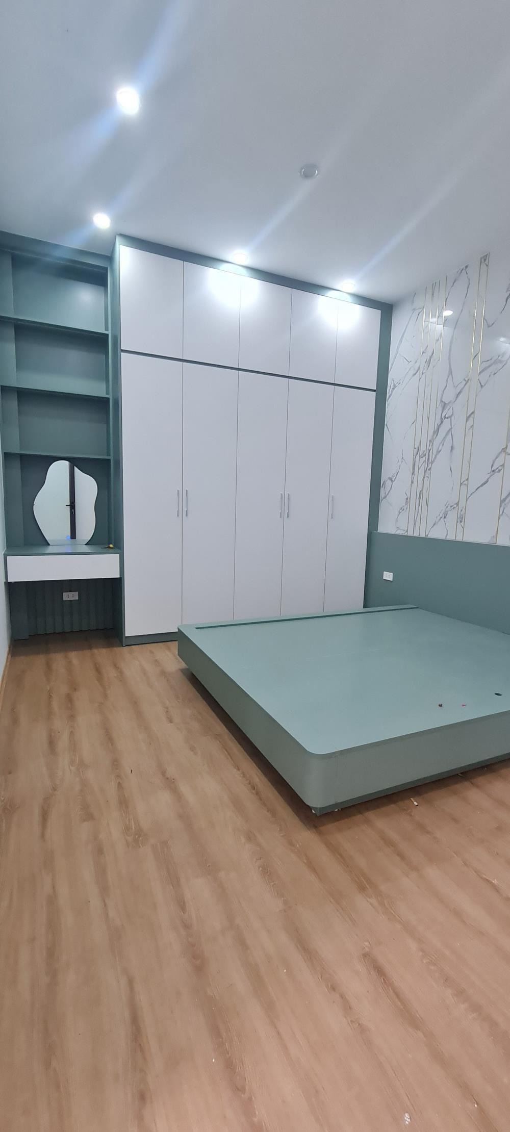 Nhà Đẹp Trung Tâm - Đống Đa - 6.85 tỷ - Pháp Lý Sổ Đỏ