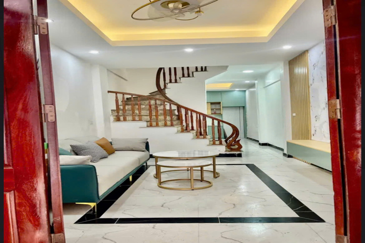 SIÊU HOT NHÀ NGUYỄN KHOÁI- 36M, MT4M - NHỈNH 5 Tỷ