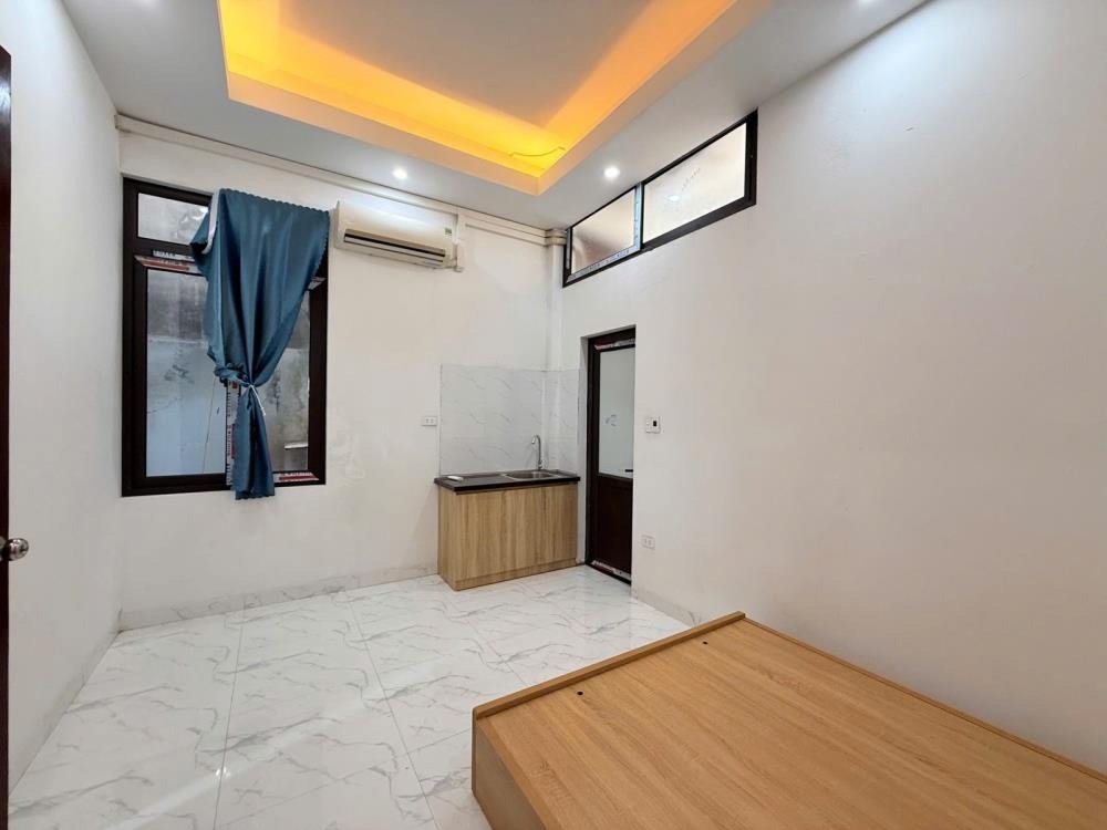 Bán Tòa CCMN Đống Đa - 6 Tầng, Thang Máy, 10 Phòng - Lợi Nhuận Cao