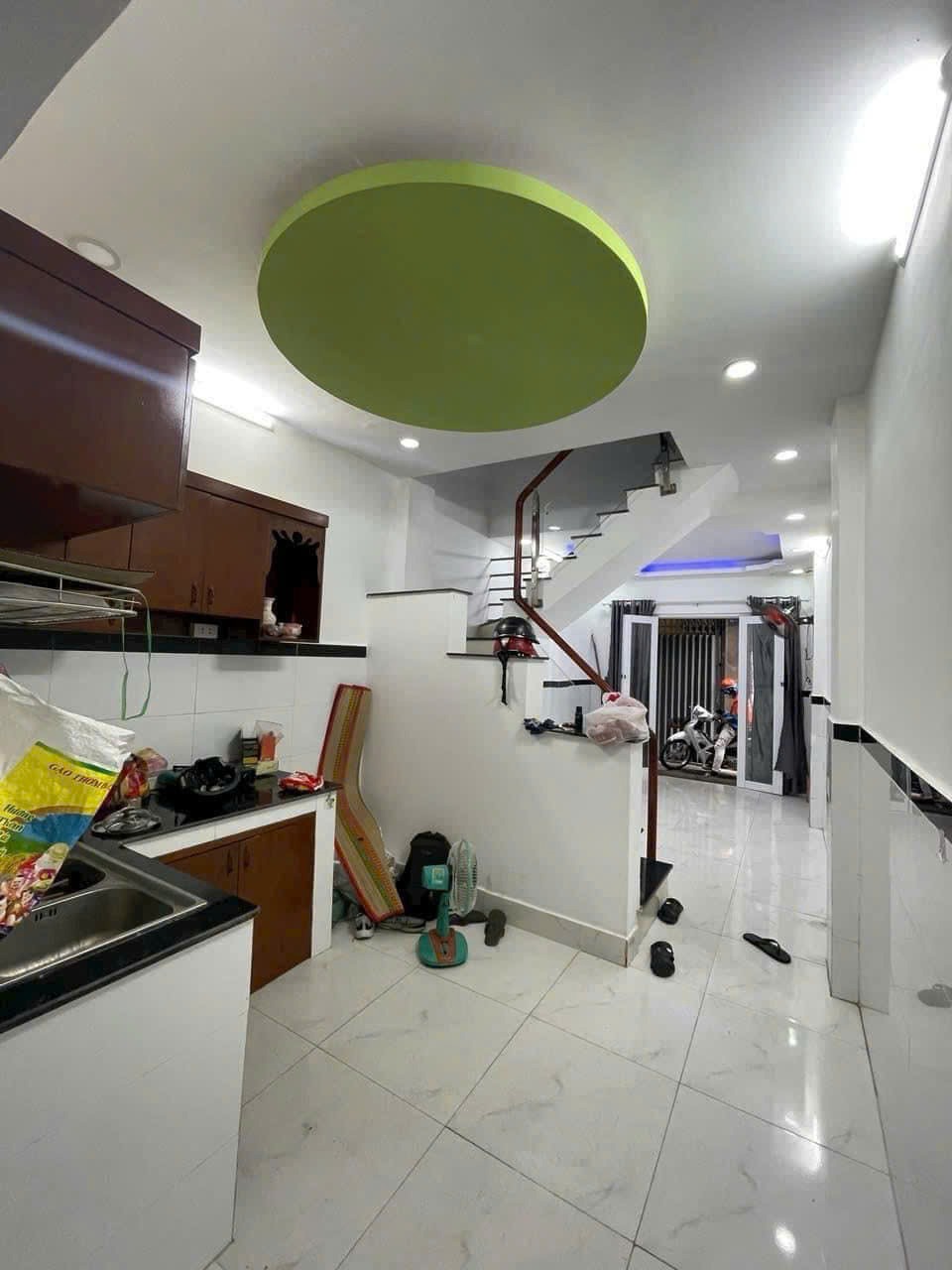 Bán nhà đẹp giá tốt Nguyễn Tri Phương, Quận 10 - Hẻm 1 Sẹc, 3 Tỷ TL