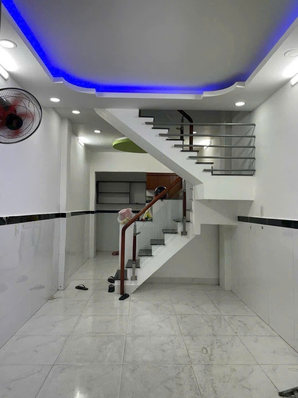 Bán nhà đẹp giá tốt Nguyễn Tri Phương, Quận 10 - Hẻm 1 Sẹc, 3 Tỷ TL