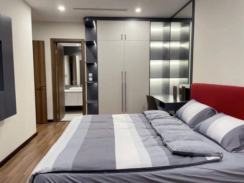 Bán Căn Hộ Green Star Phạm Văn Đồng 102m2 3PN, Full Nội Thất, Giá Tốt