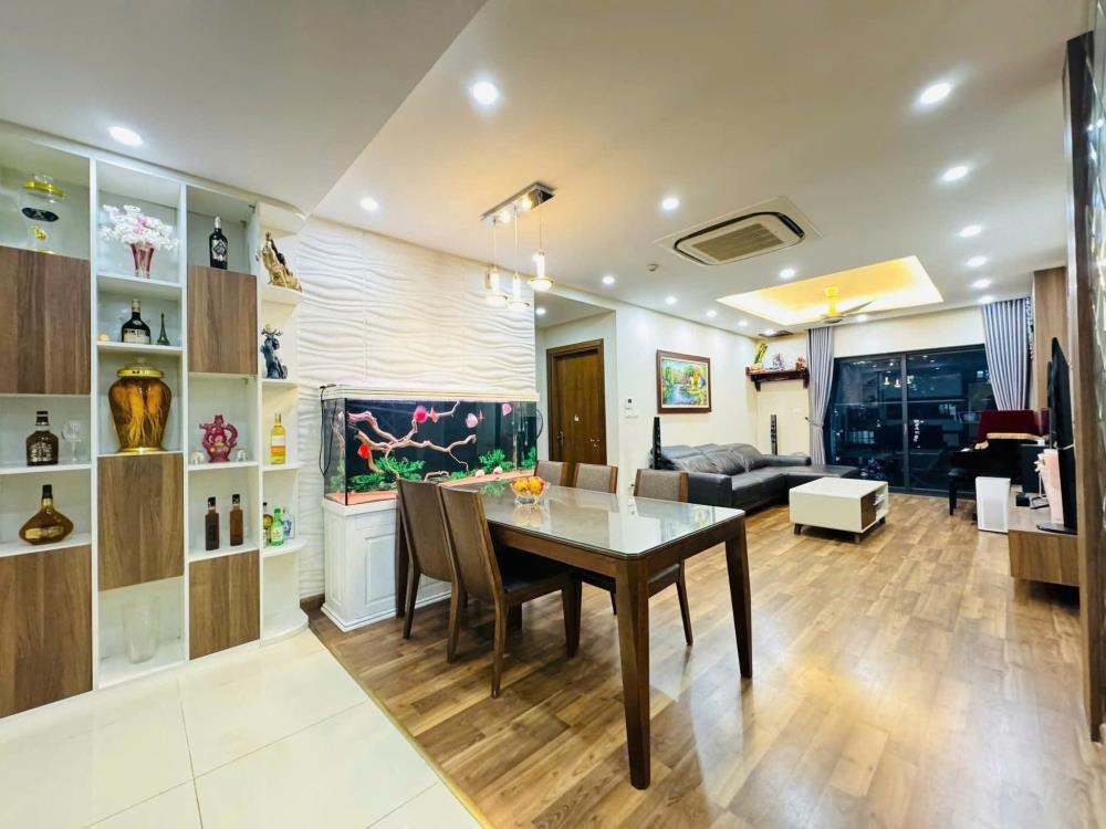 Bán Căn Hộ Green Star Phạm Văn Đồng 102m2 3PN, Full Nội Thất, Giá Tốt