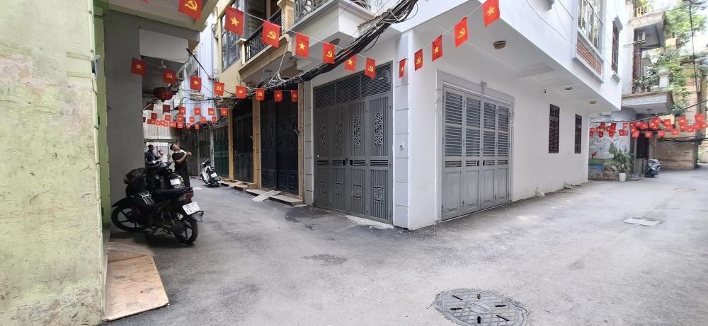 Bán Nhà Phân Lô Quan Hoa 44m2, 4 Tầng, Ô Tô Đỗ Cửa, Giá 12.3 Tỷ