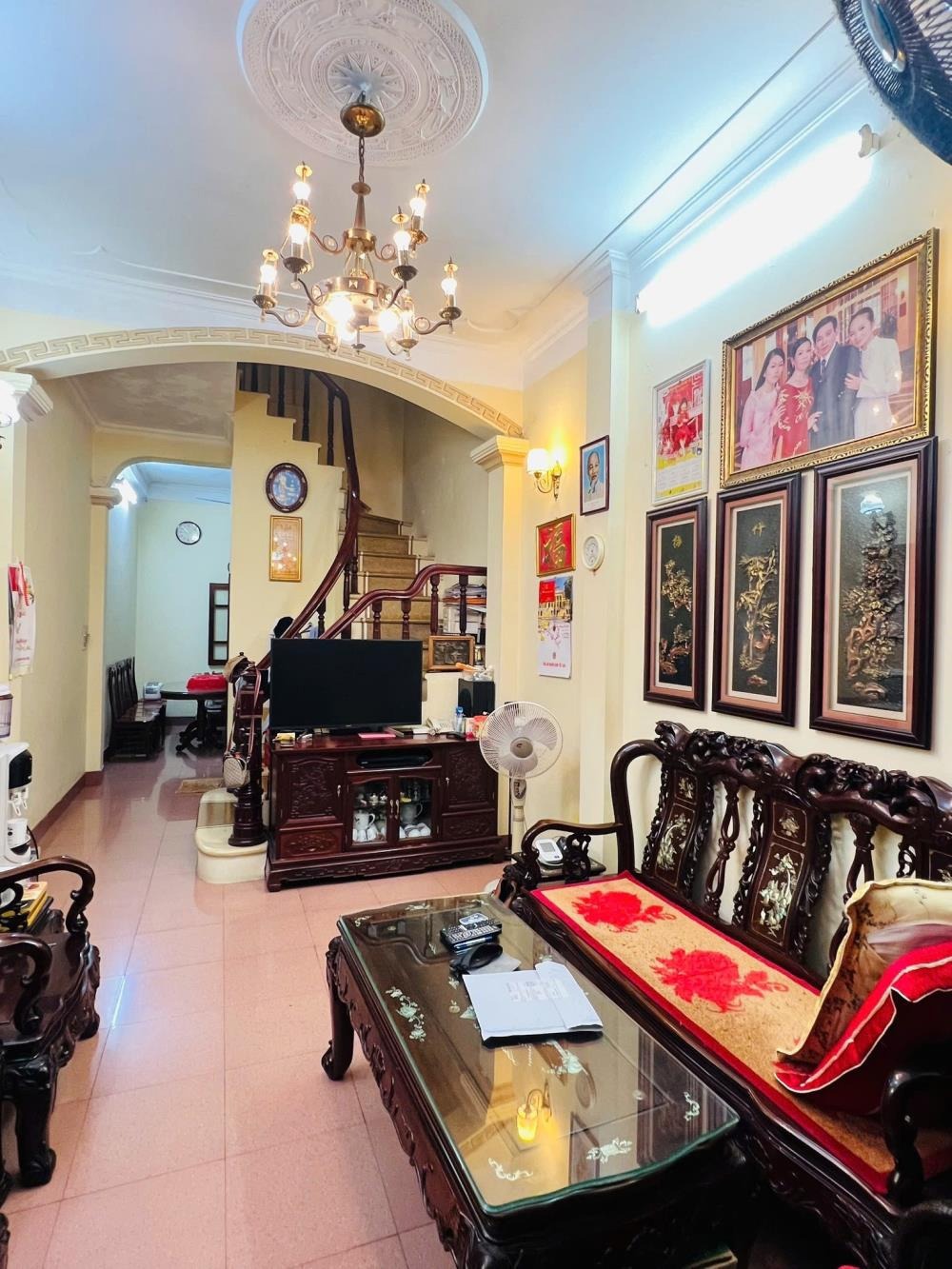 Bán Nhà Phân Lô Quan Hoa 44m2, 4 Tầng, Ô Tô Đỗ Cửa, Giá 12.3 Tỷ