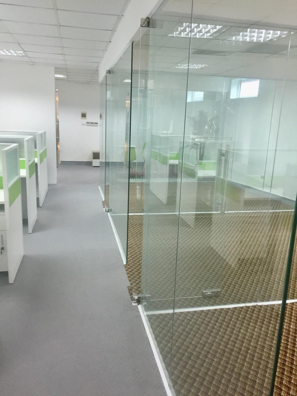 Cho Thuê Văn Phòng Ngã Tư Cửa Bắc - Phó Đức Chính - Giá 25 triệu/tháng