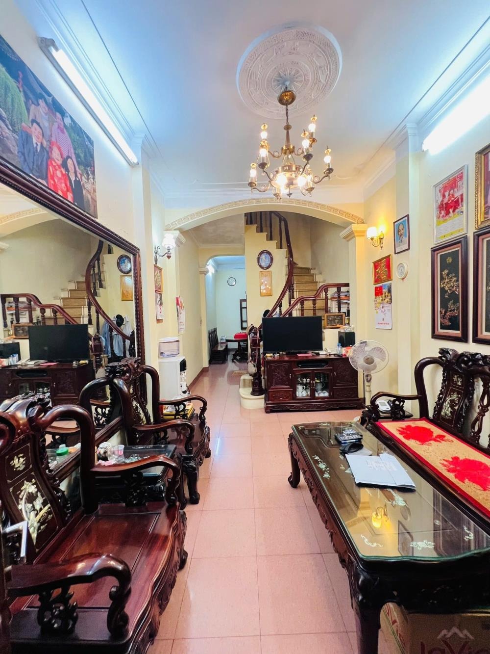 Bán Nhà Phân Lô Quan Hoa 44m2, 4 Tầng, Ô Tô Đỗ Cửa, Giá 12.3 Tỷ