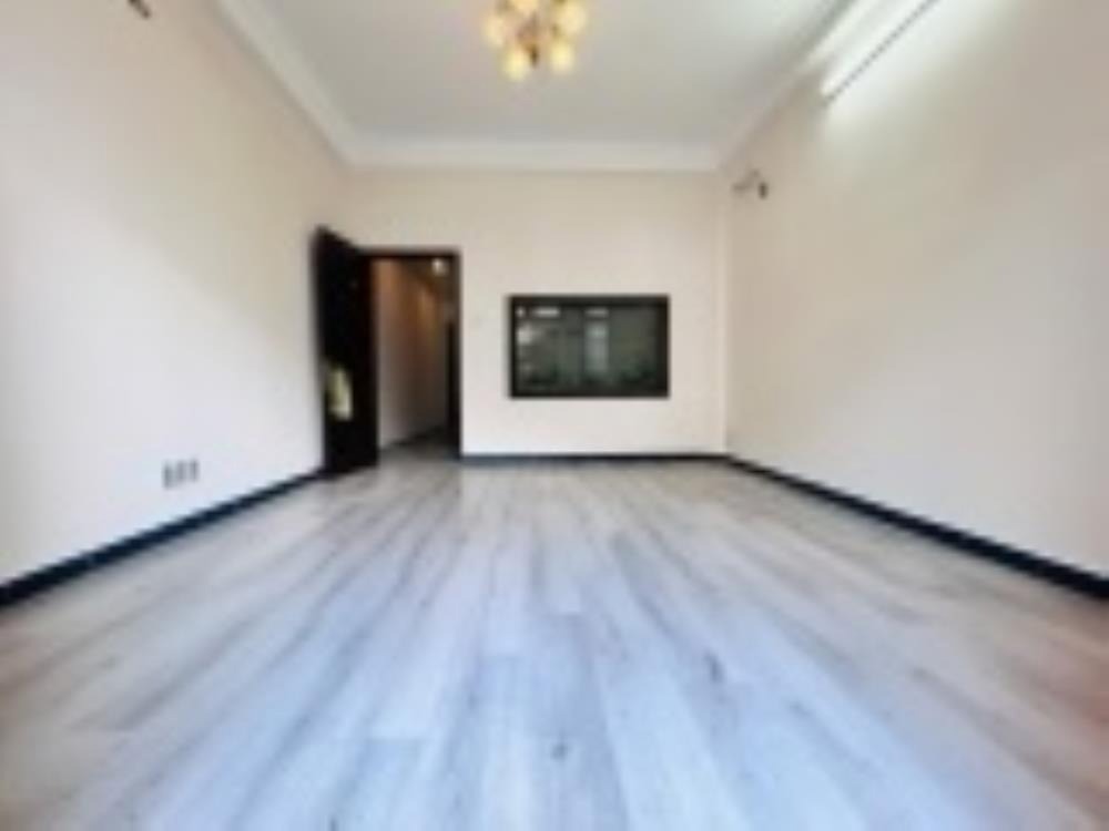 Cho Thuê Nhà Mặt Tiền Đường Yên Thế, Tân Bình - Vị Trí Đắc Địa, Kinh Doanh Sầm Uất