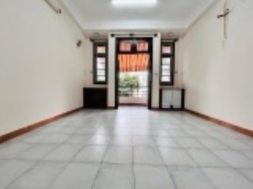Cho Thuê Nhà Mặt Tiền Đường Yên Thế, Tân Bình - Vị Trí Đắc Địa, Kinh Doanh Sầm Uất