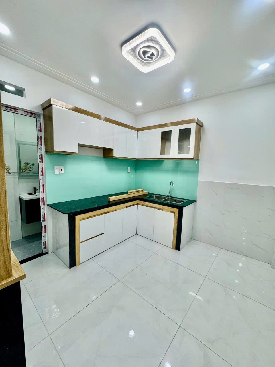 Nhà Mới 1 Trệt 1 Lầu Sổ Hồng Riêng, Tân Thới Hiệp 21, Quận 12 - Giá 4.1 Tỷ