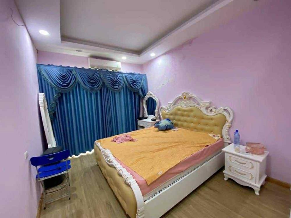 Nhà phố Hai Bà Trưng 45m2, 5 tầng, gần Time City - Giá 11 tỷ
