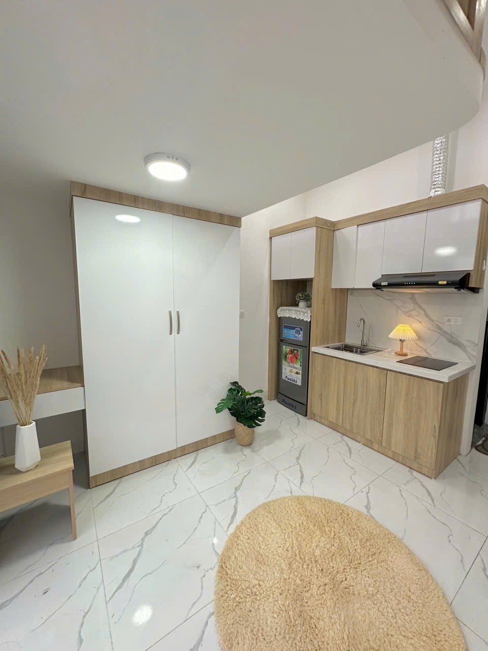 Cho thuê căn hộ studio 25m2 - Vũ Thạnh, Ô Chợ Dừa - Full nội thất - 4.8tr/th